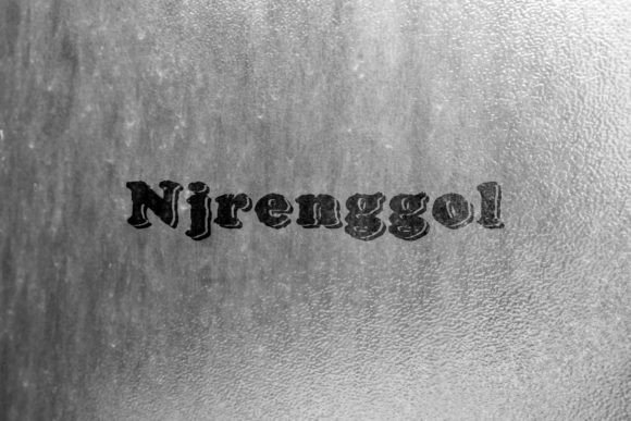 Njrenggol Font: A Bold Typeface for Strong Campaigns